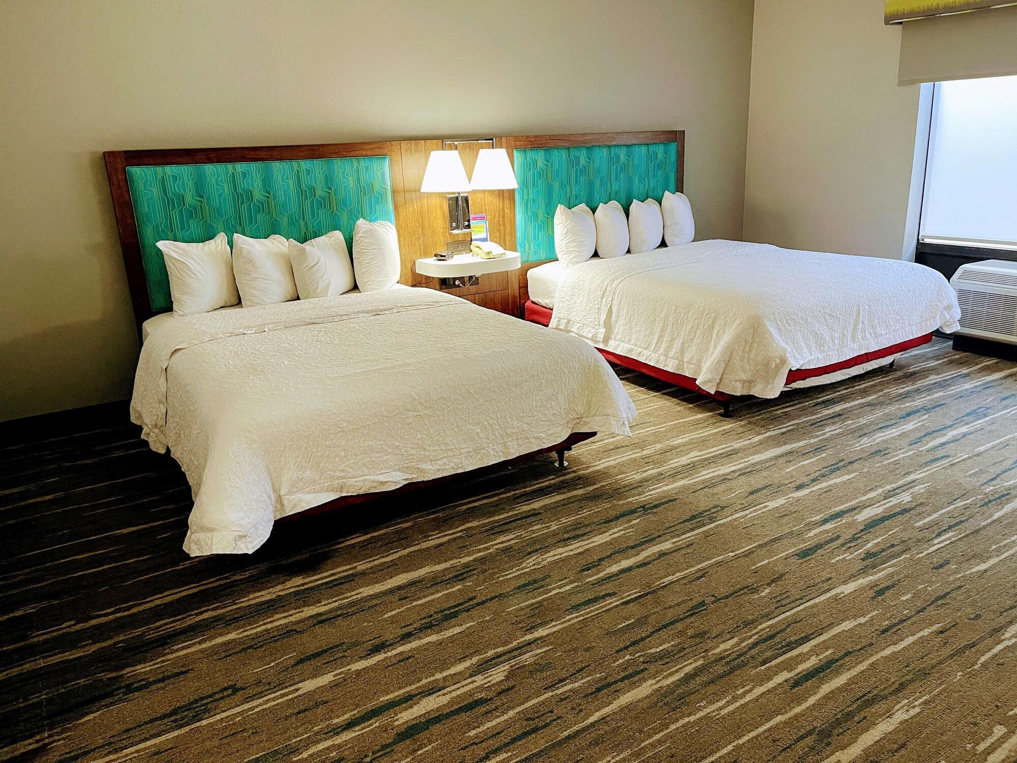Hampton Inn & Suites Pensacola I-10 N At University Town Plaza Kültér fotó
