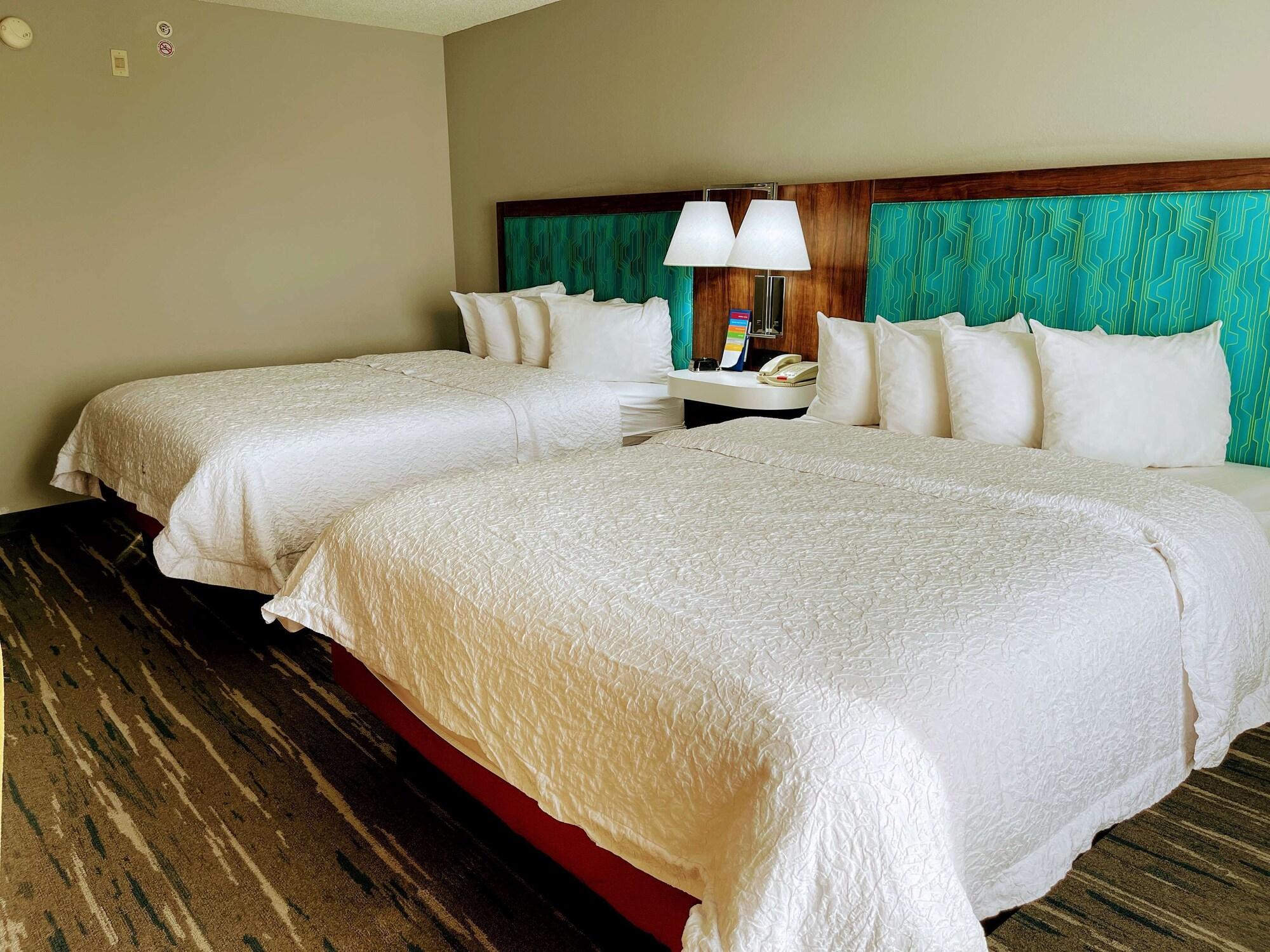Hampton Inn & Suites Pensacola I-10 N At University Town Plaza Kültér fotó